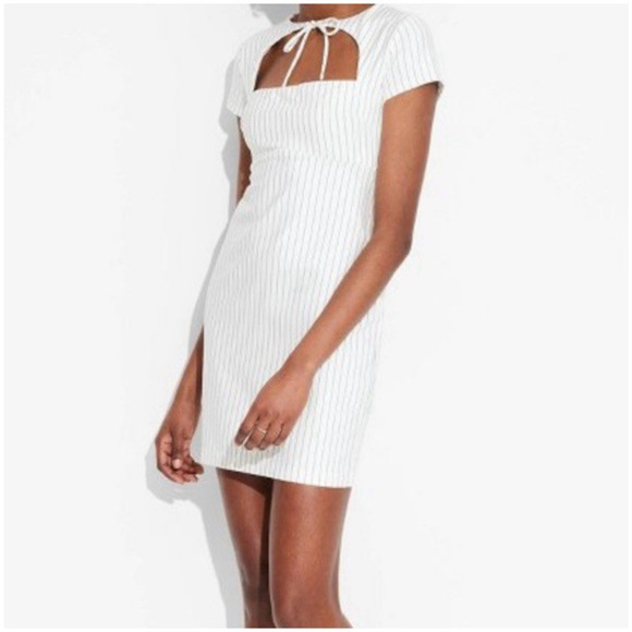 Wild Fable Tie Front Pinstripe Mini Shift Dress White Women’s M NWT - Picture 1 of 5